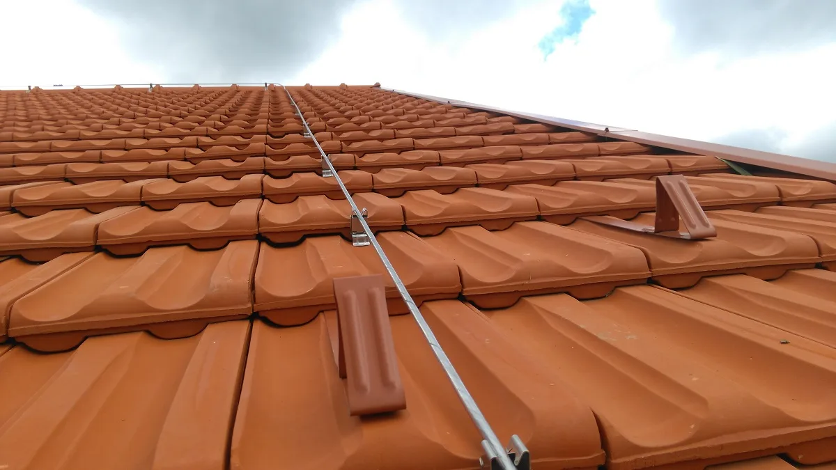 Paratrăsnet PDA - Hoteluri