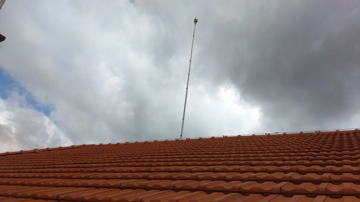 Paratrăsnet PDA - Hoteluri