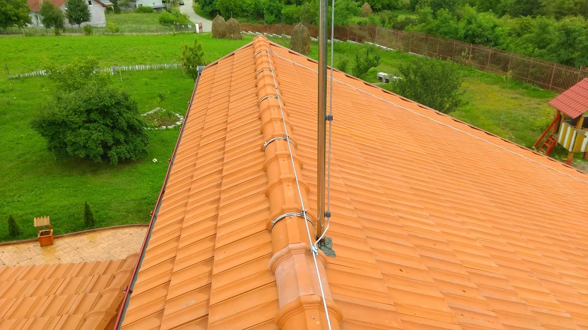 Paratrăsnet PDA - Hoteluri