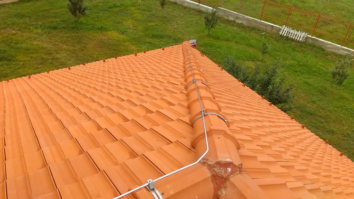 Paratrăsnet PDA - Hoteluri