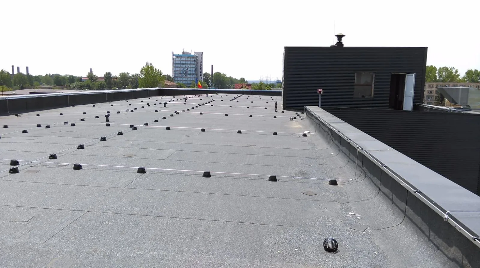 Paratrăsnet PDA - Instituții