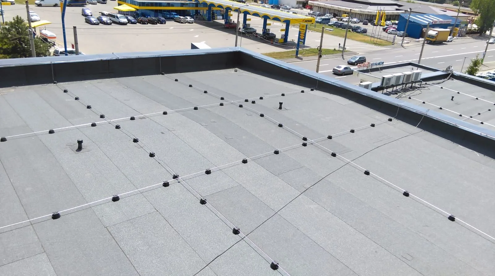 Paratrăsnet PDA - Instituții