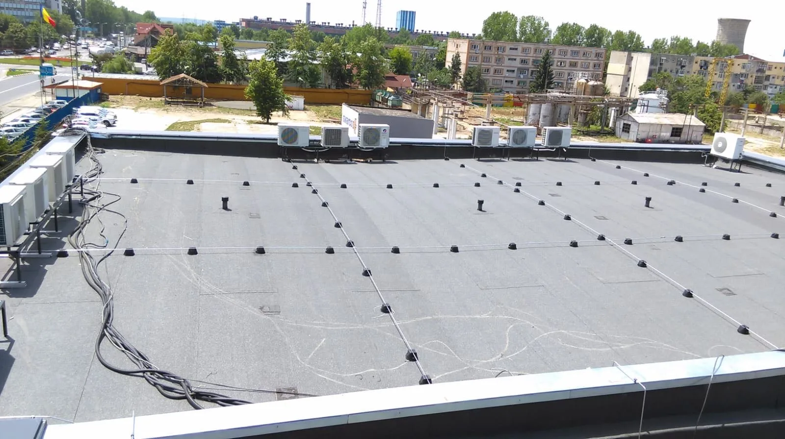 Paratrăsnet PDA - Instituții